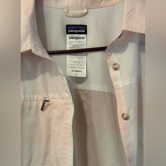 SOLD OUT
Patagonia Light Pink Button-Up Shirt - Picture 2 of 8